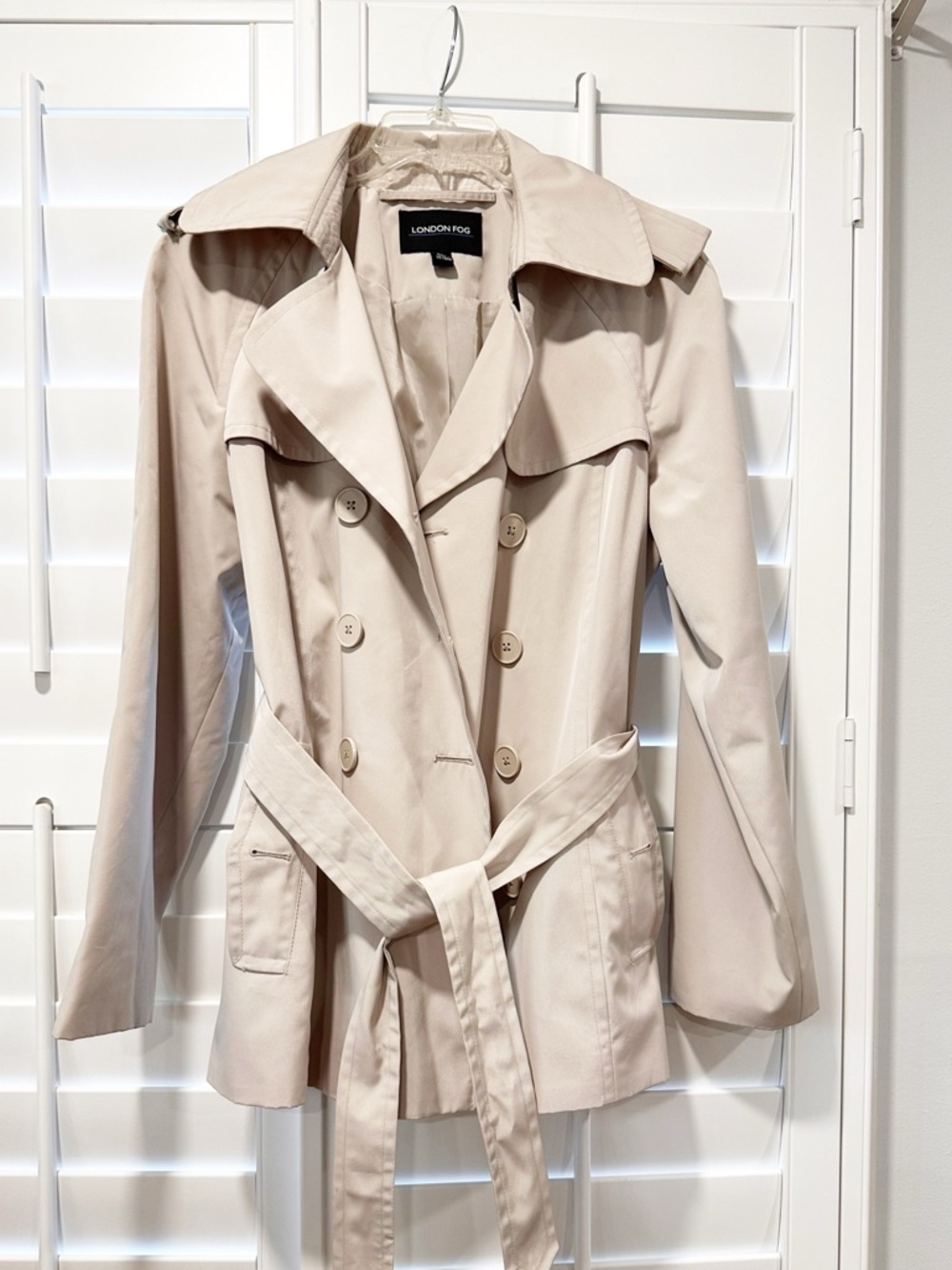 London Fog Tan Trench Coat Jacket Belted Women’s Size L Classic Double Breasted